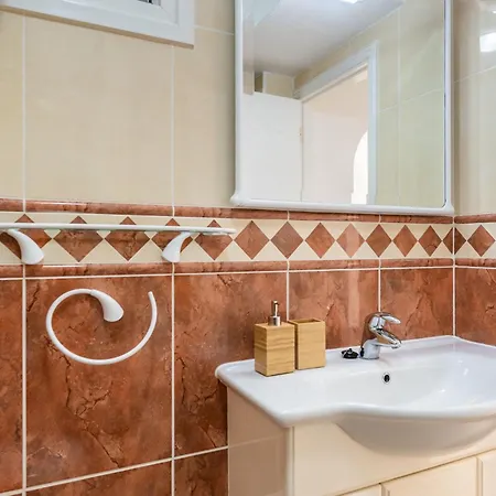 Exclusive Sea Views Villamar - Big Terrace & Pool Costa Adeje